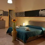 Laura 4*