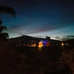 Laura Gasthuis Giardini-Naxos