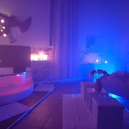 Laura 4* جيارديني ناكسوس