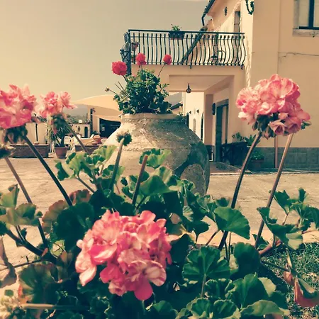 Guest house Laura Giardini Naxos
