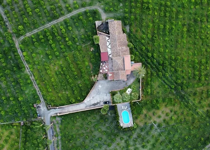 Laura 4* ジャルディーニ・ナクソス