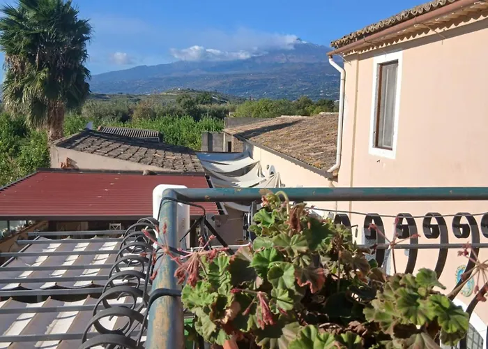 Laura ゲストハウス ジャルディーニ・ナクソス